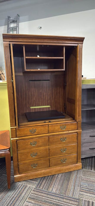 USED: Thomasville Media Center - Hello Home Furniture & Mattress (Longmont, CO)