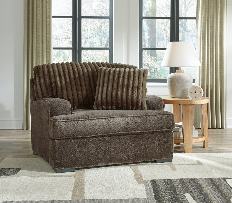 Aylesworth Oversized Chair - Hello Home Furniture & Mattress (Longmont, CO)