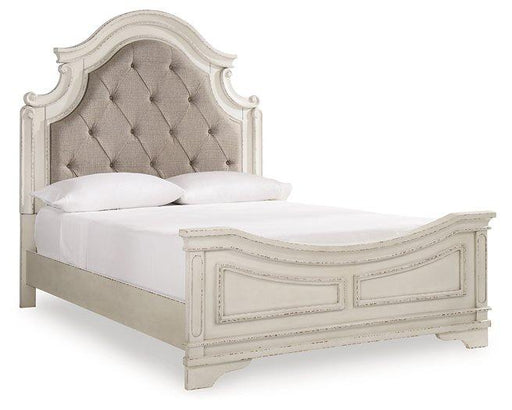 Realyn Upholstered Bed - Hello Home Furniture & Mattress (Longmont, CO)