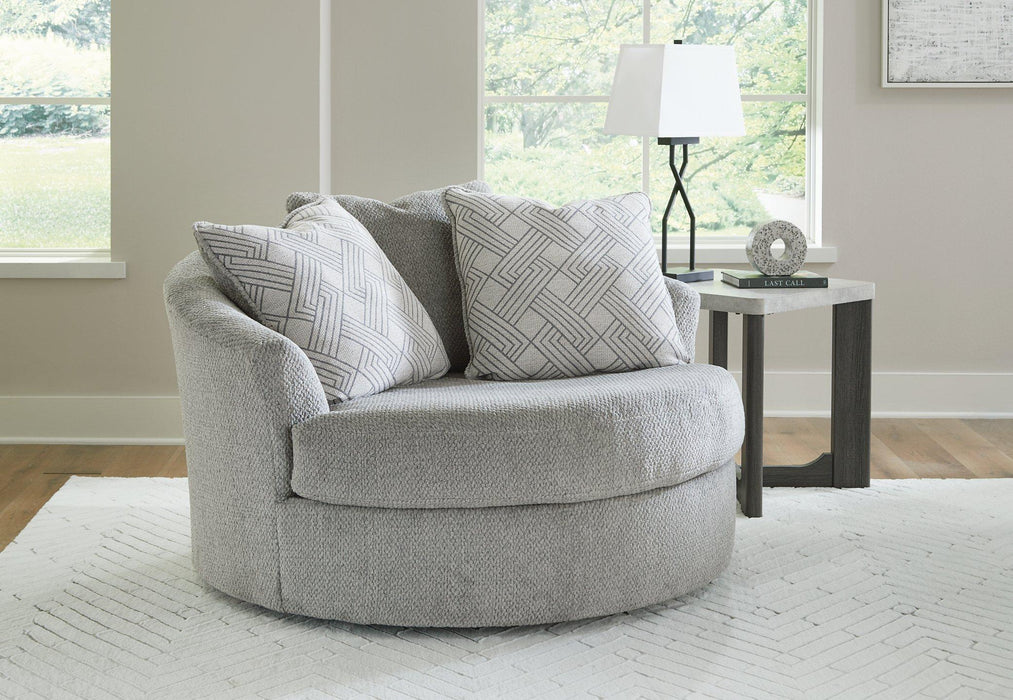 Casselbury Oversized Swivel Accent Chair - Hello Home Furniture & Mattress (Longmont, CO)