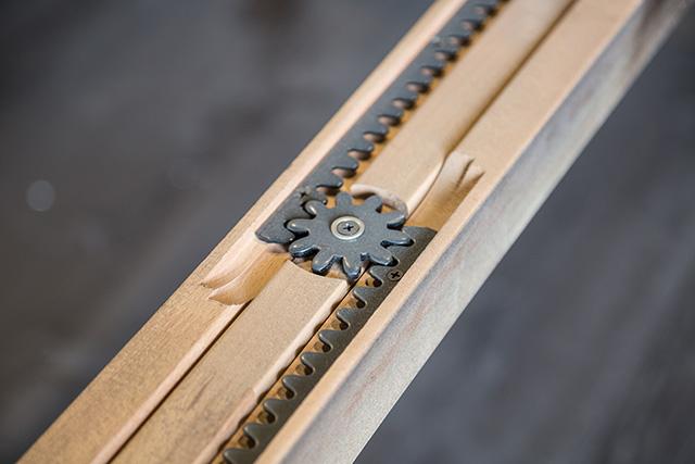 Hinwitz Dining Table Set - Hello Home Furniture & Mattress (Longmont, CO)