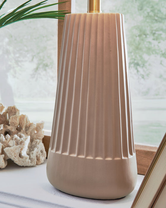 Dellner Table Lamp - Hello Home Furniture & Mattress (Longmont, CO)