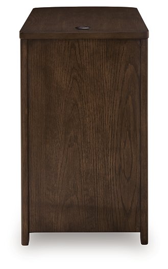 Camdill Chairside End Table - Hello Home Furniture & Mattress (Longmont, CO)