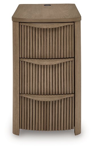 Camdill Chairside End Table - Hello Home Furniture & Mattress (Longmont, CO)