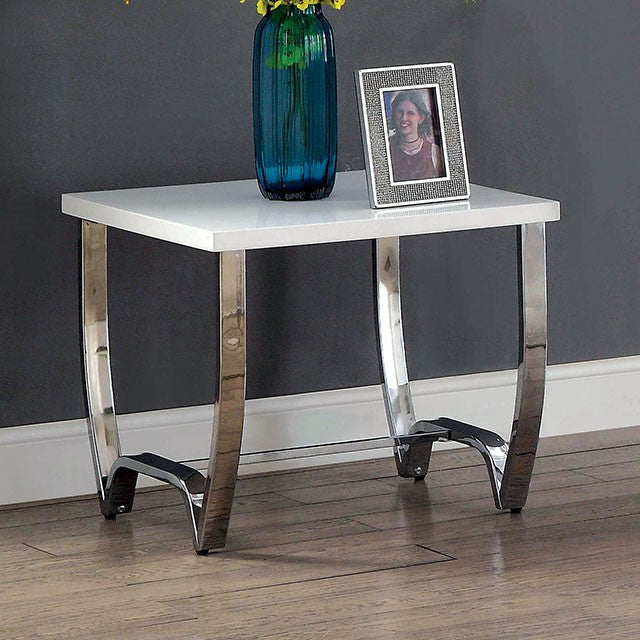 Trina End Table - Hello Home Furniture & Mattress (Longmont, CO)
