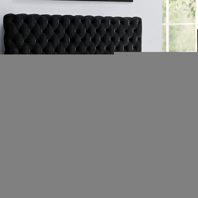 Stefania Queen Bedroom Set