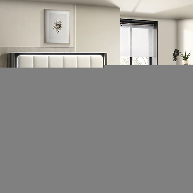 Lantrisant 5 Pc Queen Bedroom Set w/ Chest
