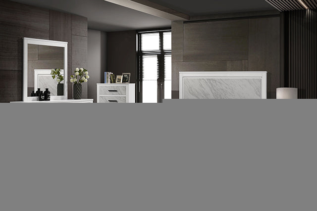 Darlene 5 Pc Queen Bedroom Set w/ 2 Nightstands